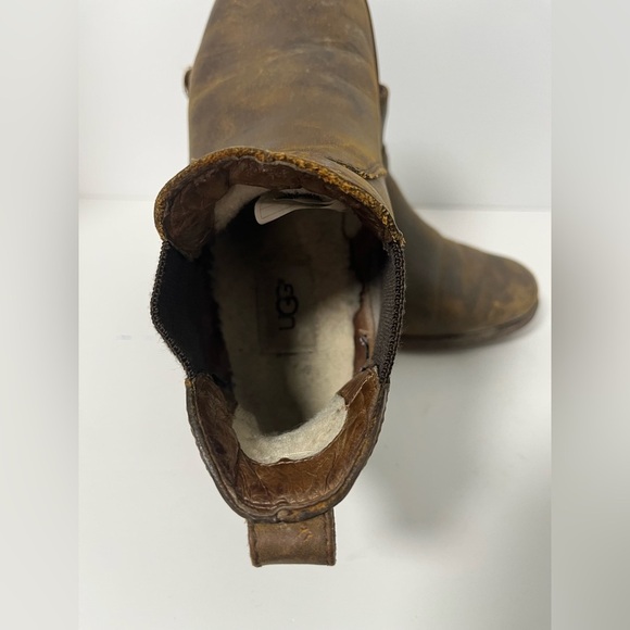UGG Boots Distressed Brown Leather Chelsea Ankle - Picture 8 of 9